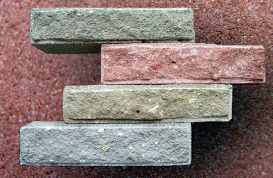 бетонный или гиперпрессованный кирпич